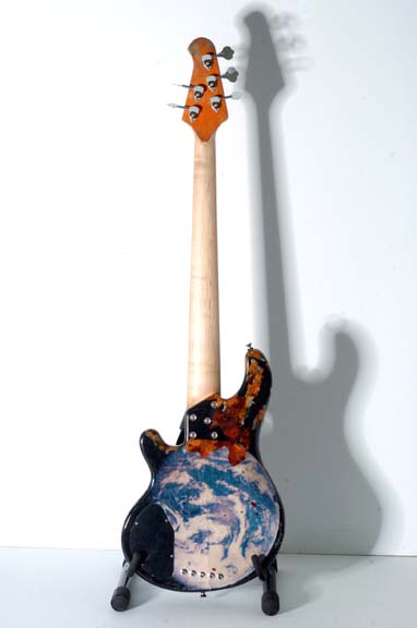 lakland_spinal_tap_bass_3.jpg